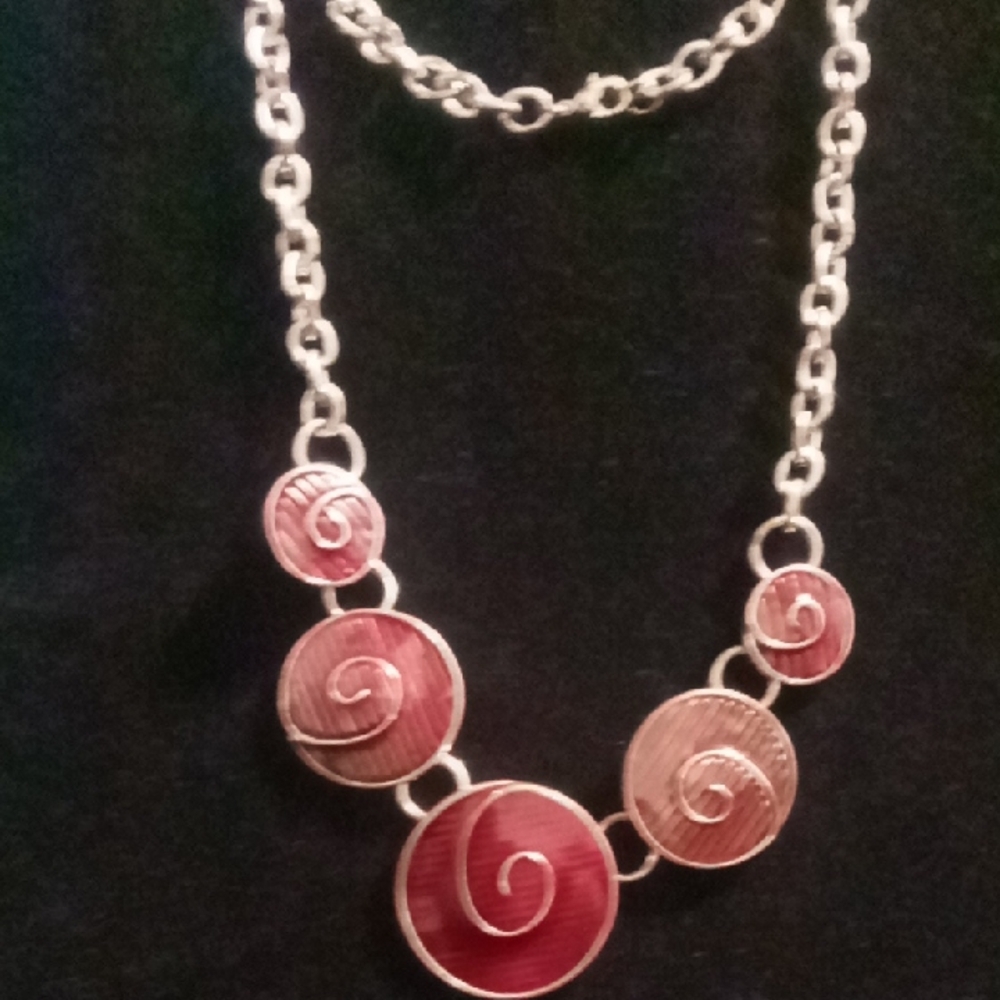 Silver and Red Swirl collar Necklace chunky oval link chain 16 in. Long